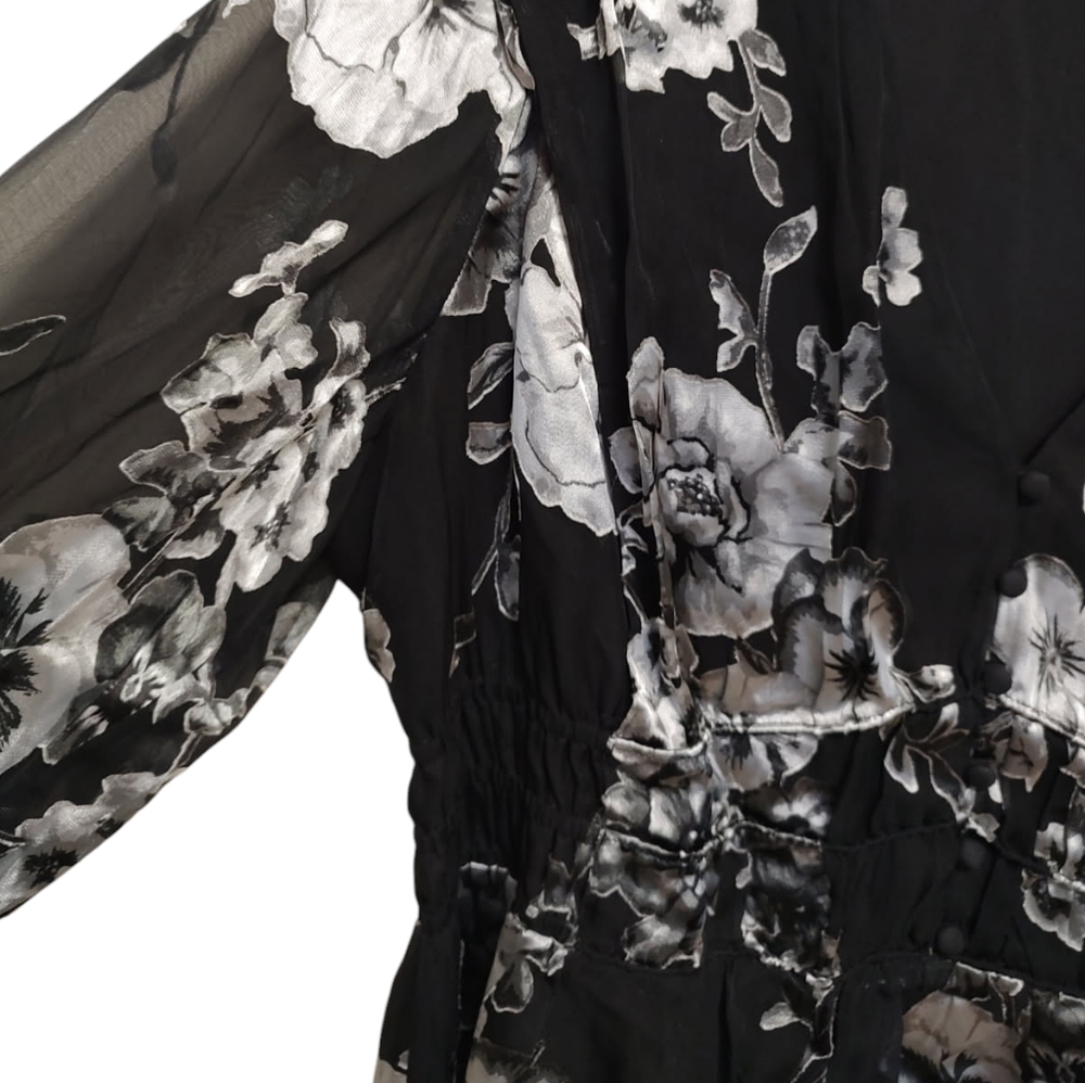 White House Black Market Silk Blend Metallic Flower Blouse XL - Picture 10 of 11
